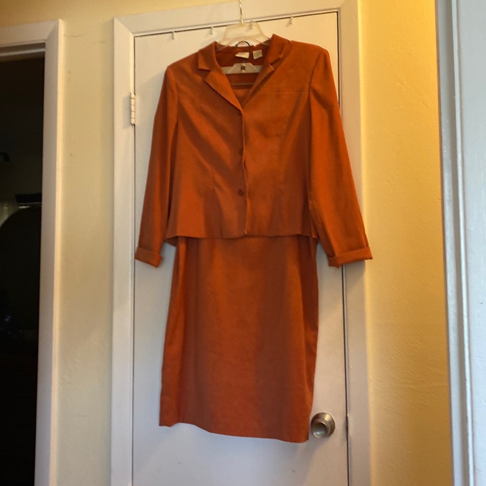 ORANGE 2 PEICE SKIRT SET